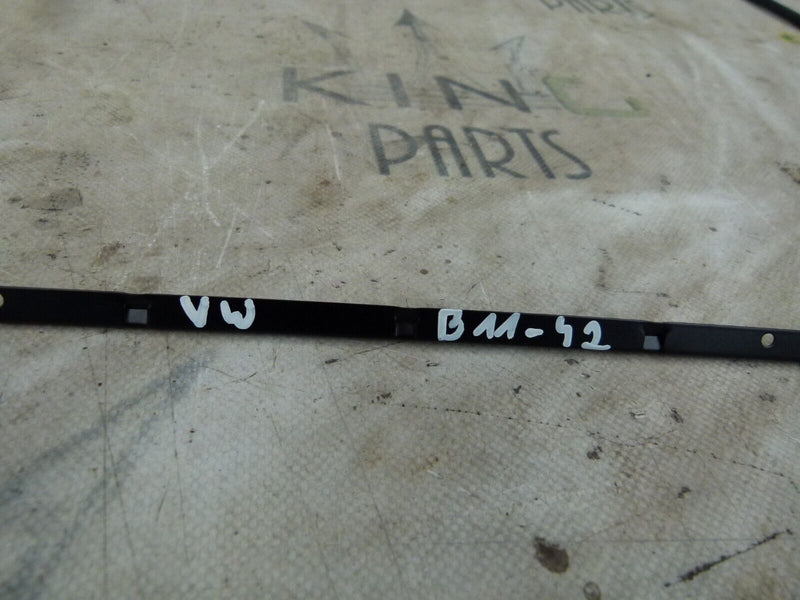 VOLKSWAGEN ID.4 2020-ON SIDE MOULDING RETAINER STRIP GENUINE 11A854541