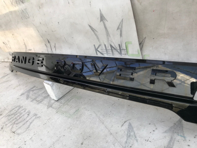 RANGE ROVER EVOQUE L551 2019-ON TAILGATE MOULDING GENUINE K8D2402A30A