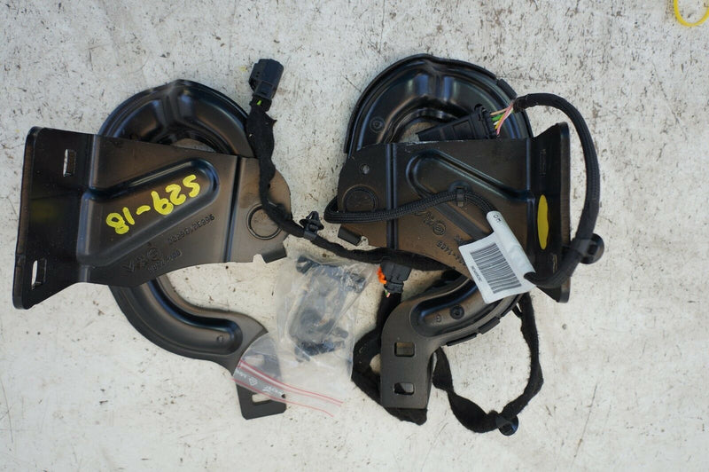 Peugeot 3008 hinges tailgate left right NEW 9683213980G 9683213680D (S29-18)