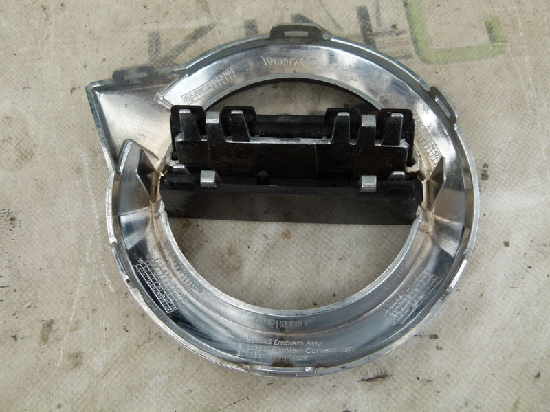 VOLVO XC90 2015-2019 FRONT GRILLE EMBLEM LOGO BADGE GENUINE 31383645