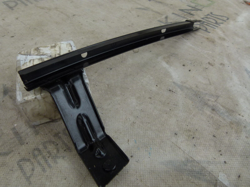 VW UP 2011-2016 DRIVER RIGHT SIDE DOOR SUPPORT GENUINE 1S4837404