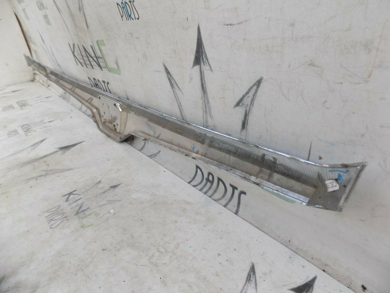 MAN TGE 2017-ON FRONT GRILL / CHROME BADGE STRIP GENUINE