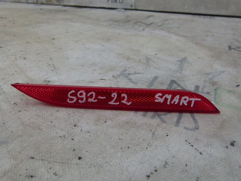 SMART FORTWO MK3 2014-19 REAR RIGHT REFLECTION STRIP GENUINE A4539062600