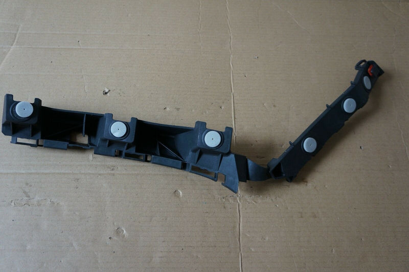 VAUXHALL ASTRA H MK5 2004-2010 RIGHT REAR BUMPER MOUNT 24460359 (S04-11)