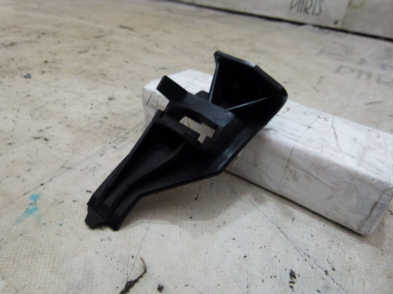 VOLVO S40 MK2 2004-2007 FRONT BUMPER LEFT BRACKET GENUINE 30678481