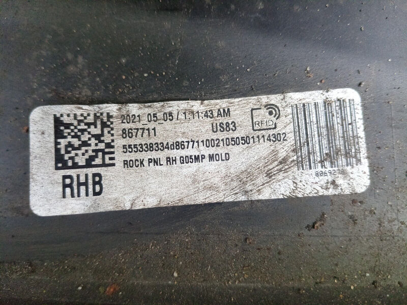 BMW X5 G05 M SPORT 2018-ON RIGHT SIDE SKIRT SILL COVER 51778069278