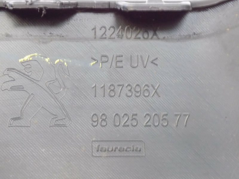 PEUGEOT 2008 2013-2016 FRONT BUMPER GENUINE LOWER SECTION CHROME 1187396X