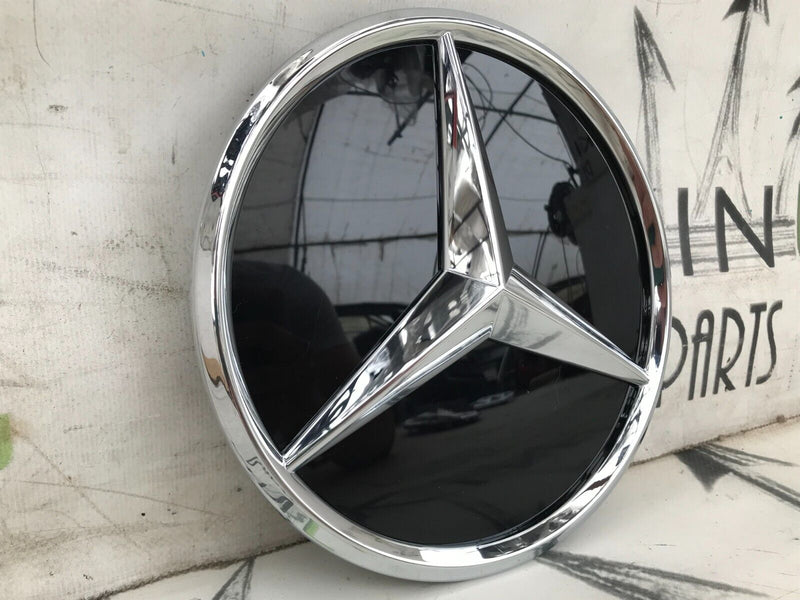 MERCEDES A-CLASS W177 GENUINE FRONT EMBLEM GRILL GRILLE STAR LOGO A0008880400