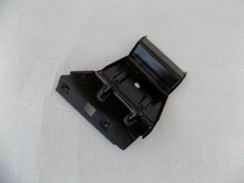 PEUGEOT PARTNER CITROEN BERLINGO II FRONT RIGHT FENDER BRACKET CARRIER /S55-05