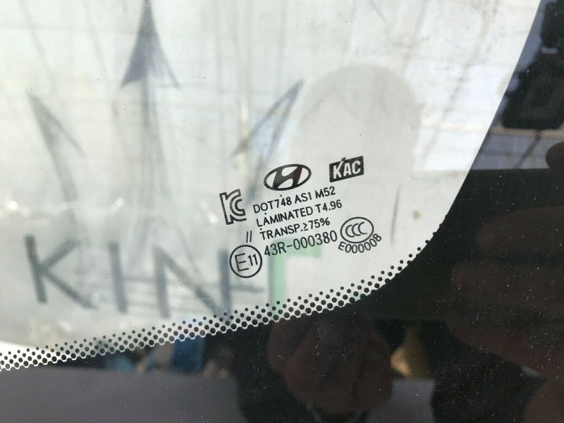 HYUNDAI TUCSON IX35 2010-15 FRONT WINDSCREEN WINDOW GLASS GENUINE 86110-2Y140