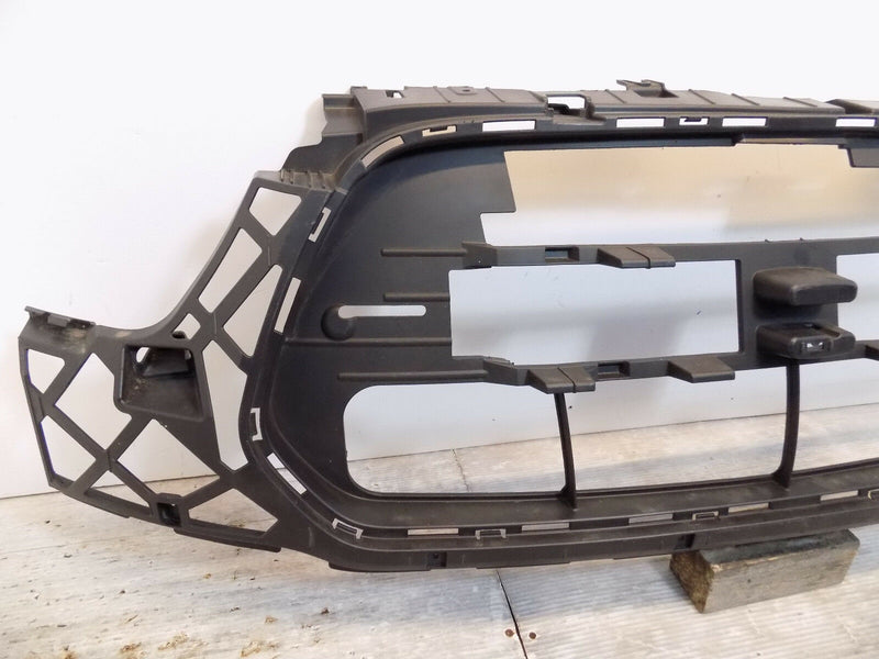 FORD TRANSIT 2013 2014 2015 2016 2017 GRILL BRACKET CENTRE RADIATOR GRILLE A4371