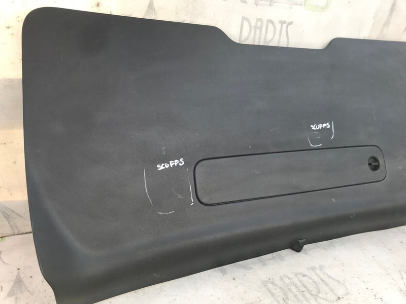 RANGE ROVER EVOQUE L551 2019-ON TAILGATE BOOT LID TRIM GENUINE K8D245594