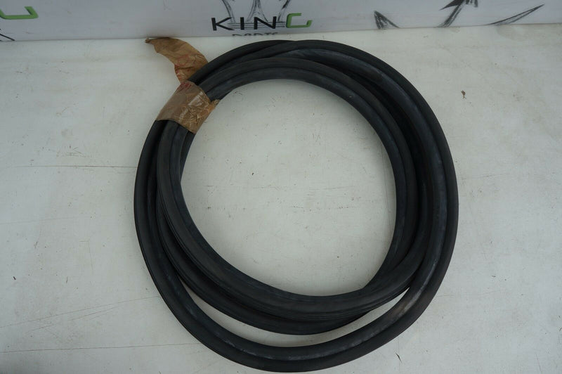 AUDI A4 (B8) 2008-2015 5DR SALOON REAR WINDOW WINDOWSCREEN RUBBER SEAL