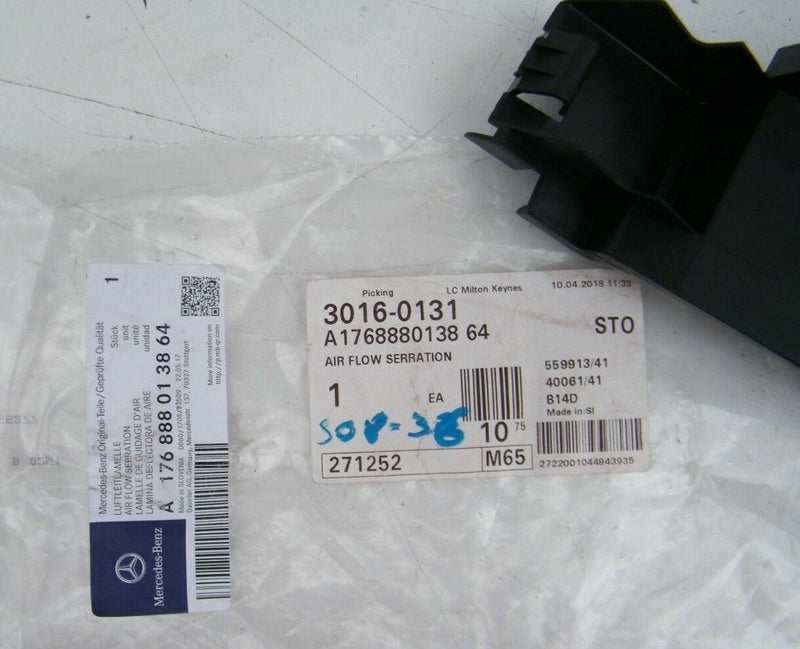 MERCEDES A CLASS W176 2013-ON AIR FLOW GUIDE GRILL RIGHT SIDE A1768880138 S08-36