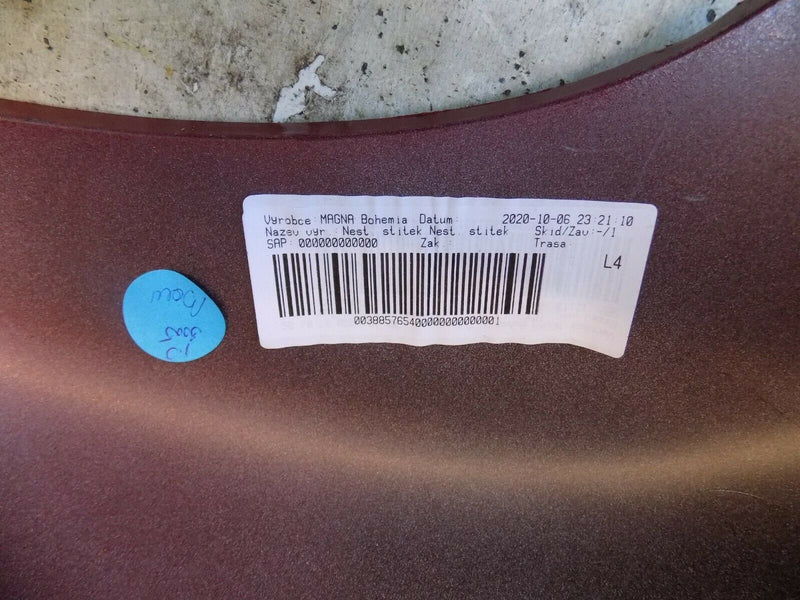 MAN TGX EURO 6 2020-ON  LEFT BUMPER CORNER UPPER BURGUNDY OEM 171136390100