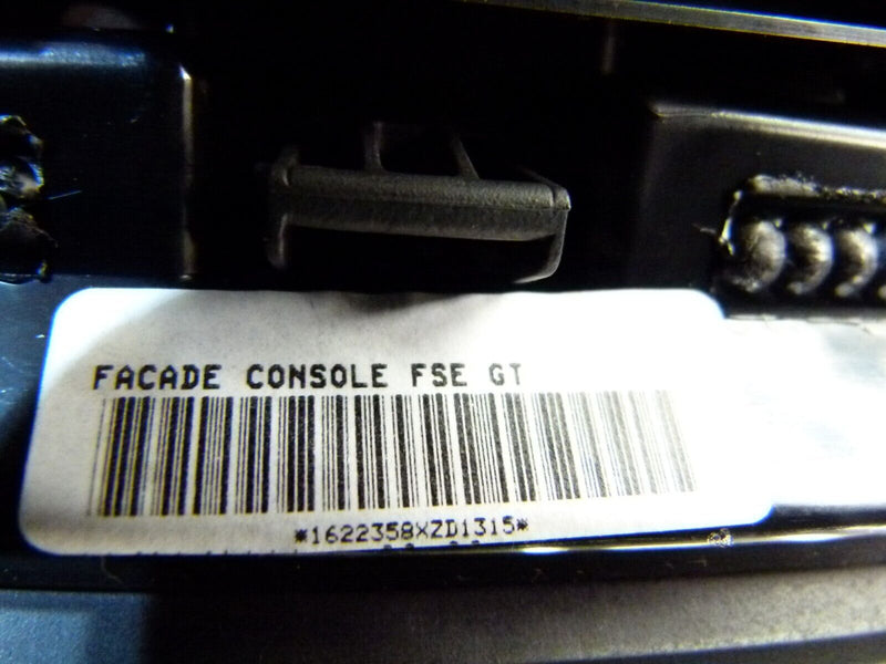 PEUGEOT 308 SW ESTATE 2017-21 GEAR KNOB AND SURROUND TRIM COVER 98088086XU