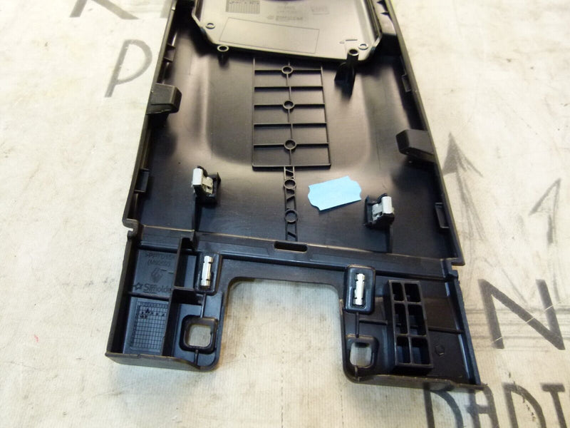 RENAULT CAPTUR 2020-ON RIGHT DRIVER SIDE B-PILLAR TRIM 769138215R