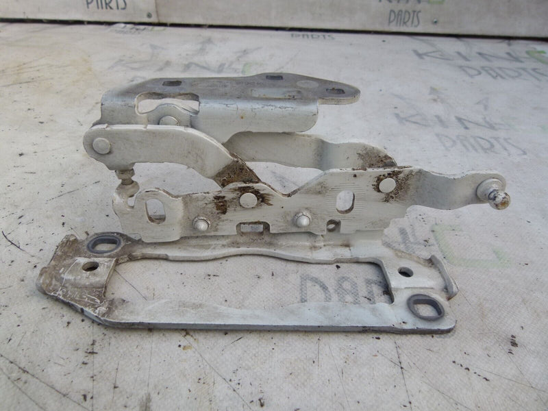 MERCEDES C W204 2007-11 BONNET HOOD RIGHT SIDE HINGE GENUINE A2048800828
