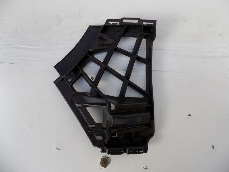 VW GOLF MK5 V 2003-2009 REAR BUMPER LEFT GUIDE SUPPORT BRACKET 1K6807377
