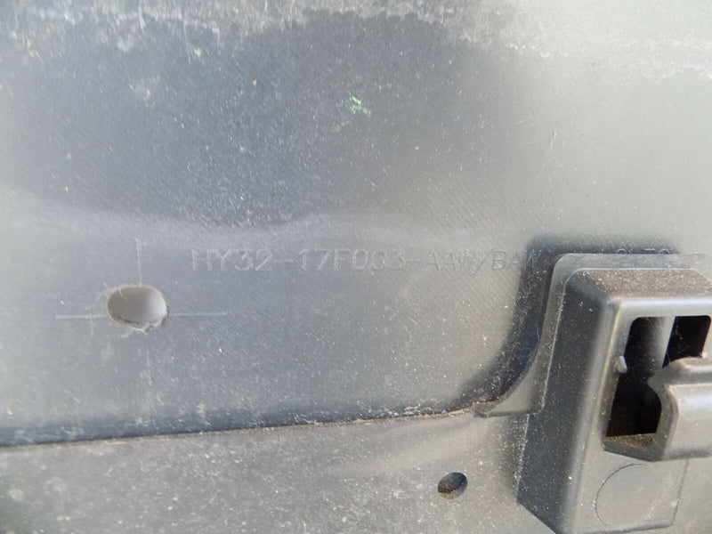 LAND ROVER DISCOVERY V L462 HSE 17-18 FRONT BUMPER GENUINE HY32-17F003-AAW B3015