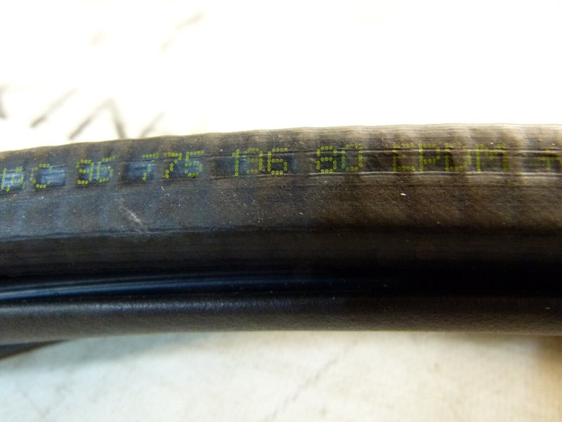 PEUGEOT 308 SW ESTATE 2017-21 FRONT BOTH SIDE RUBBER SEAL 9677519680