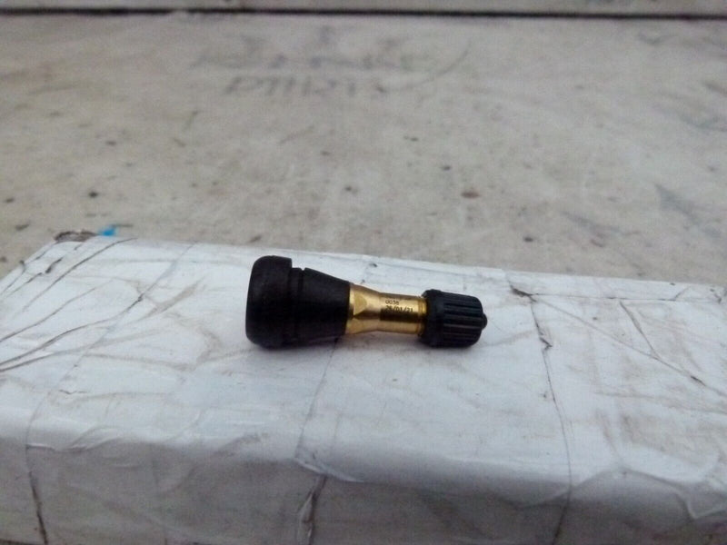 RENAULT GROUP WHEEL TYRE AIR VALVE GENUINE 40311MD01A