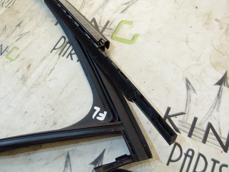 RENAULT CAPTUR 2020-ON FRONT LEFT DOOR RUBBER SEALS STRIP 803314214R