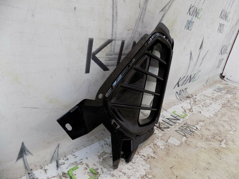 HYUNDAI i30 2019-ON FRONT LEFT BLANKING BUMPER FOG LIGHT COVER 86563-G4000 GLOSS