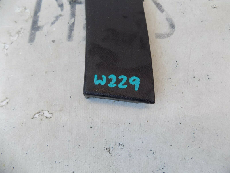 MERCEDES GLA CLASS X156 REAR LEFT WHEEL ARCH TRIM COVER WING A1568851300