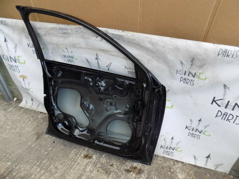 AUDI A1 8XA SPORTBACK 2012-2018 FRONT LEFT DOOR PANEL IN BLACK
