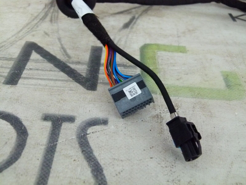 VOLVO V90 MK2 2016-ON LEFT WING MIRROR BRACKET WITH WIRING LOOM 31385685