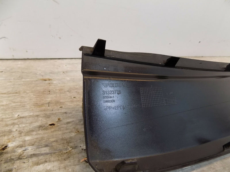 VOLVO XC60 2014 2015 2016 REAR BUMPER COVER MOULDING TRIM STEP PAD PLATE (B0197)