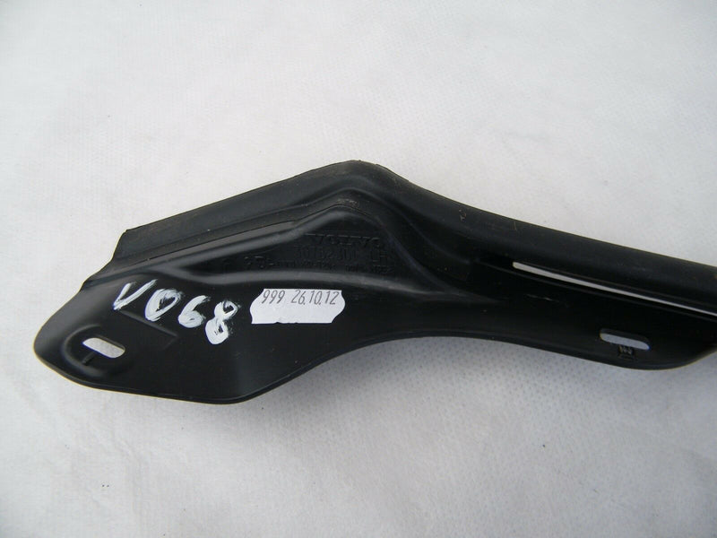 VOLVO XC60 Left Hand Rear Door Seal 30762361 (V068)