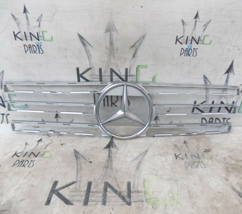 MERCEDES G-CLASS W463 2018-ON RADIATOR GRILL TRIM INNER FRAME A0038175302 SILVER