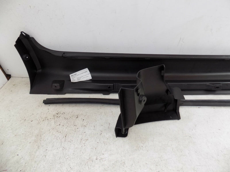 VOLVO XC90 LEFT SIDE SKIRT SILL COVER PANEL 31333175