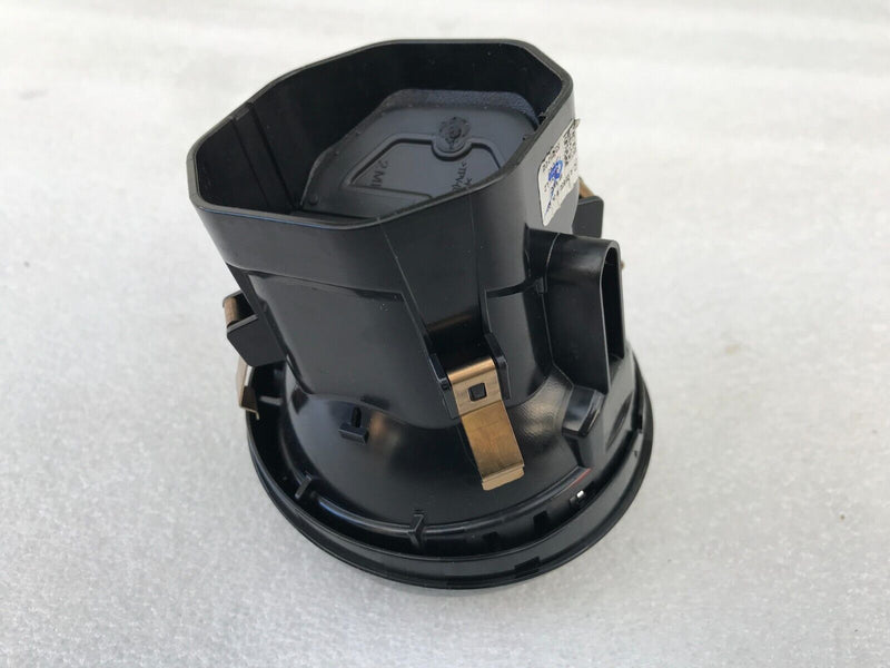 MERCEDES GLC AMG X253 16-23 DASHBOARD MIDDLE AIR VENT CENTRE DASH A2058304604
