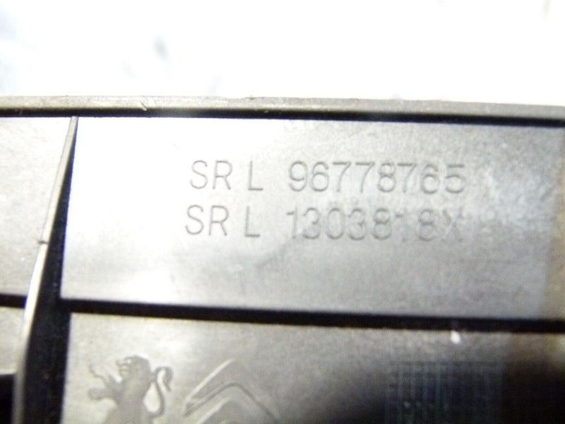 PEUGEOT 308 SW ESTATE 2017-21 CENTRE DASHBOARD LEFT AIR VENT 96778765