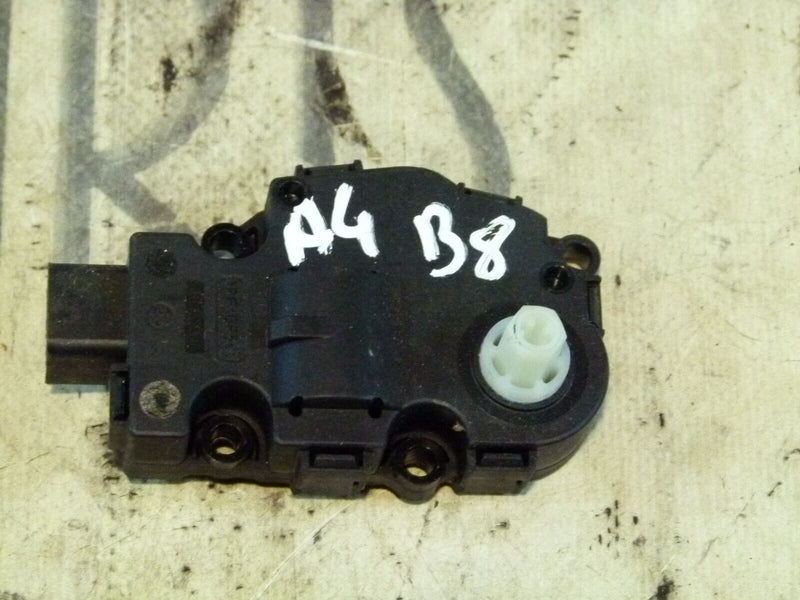 AUDI A4 B8 07-15 HEATER BLOWER AIR VENT CONTROL ACTUATOR GENUINE K9749005