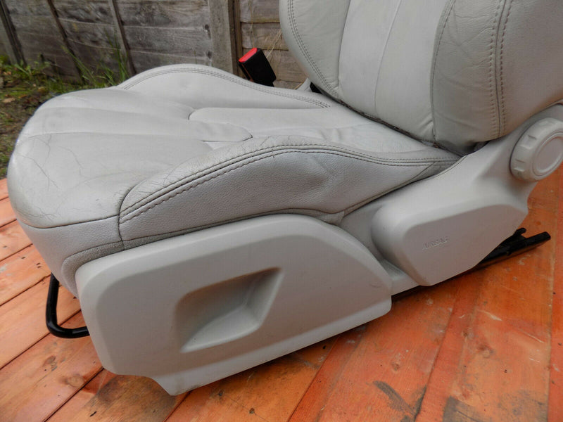 RANGE ROVER EVOQUE GENUINE FRONT SEAT LEATHER LEFT PASSENGER SIDE
