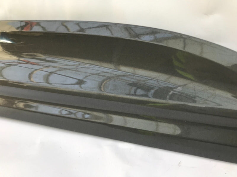 PORSCHE MACAN S T GTS 2022  FRONT DOOR PANEL TRIM MOULDING RIGHT SIDE 95B837890