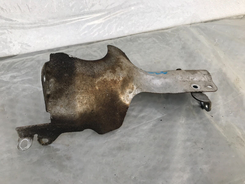 MERCEDES GLC X253 2.0PETROL GENUINE FRONT GEAR SCREEN HOLDER BRACKET A2053350501