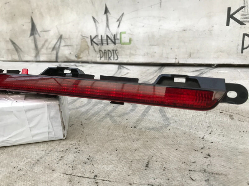MERCEDES GLA X156 2013-2018 GENUINE REAR LIGHT STOP LED THIRD BRAKE A1569069600
