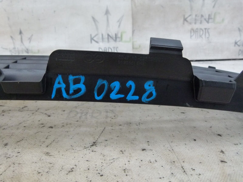 PEUGEOT 3008 2009-2013 FRONT BUMPER LOWER GRILLE GENUINE 9685628677