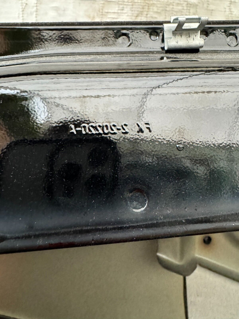 LAND ROVER DISCOVERY SPORT L550 2015- GENUINE FRONT DOOR PANEL RIGHT SIDE