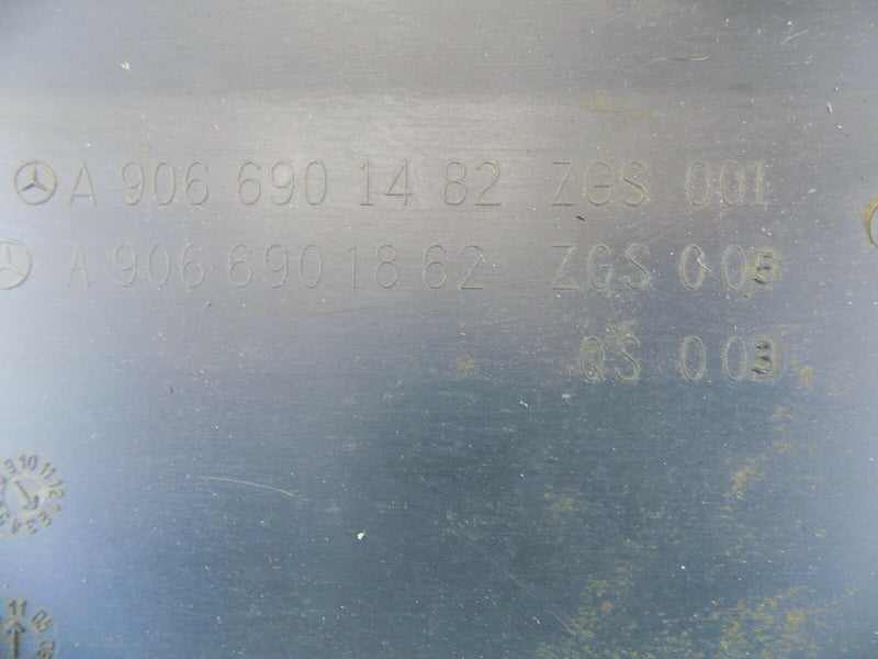 MERCEDES SPRINTER W906 RIGHT REAR MIDDLE EXTERNAL MOULDING TRIM A9066901482 M25