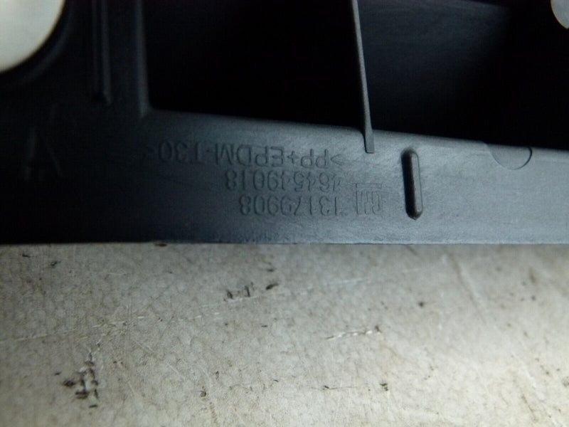 VAUXHALL CORSA D 2006-14 REAR BUMPER CENTRE BRACKET GENUINE 13179908