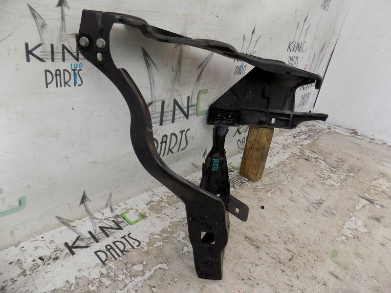 MERCEDES E-CLASS W212 2010-2016 HEADLIGHT MOUNT BRACKET FRONT RIGHT