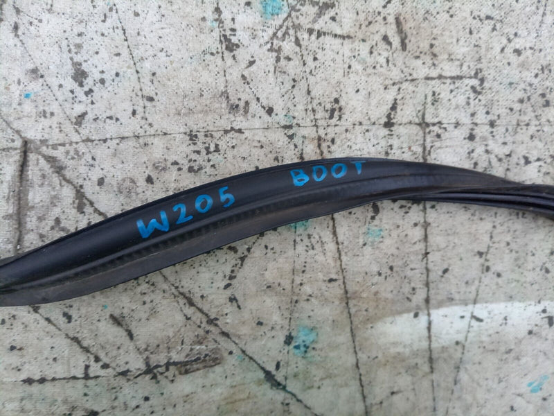 MERCEDES C CLASS W205 2016-2021 BOOT LID RUBBER SEAL #