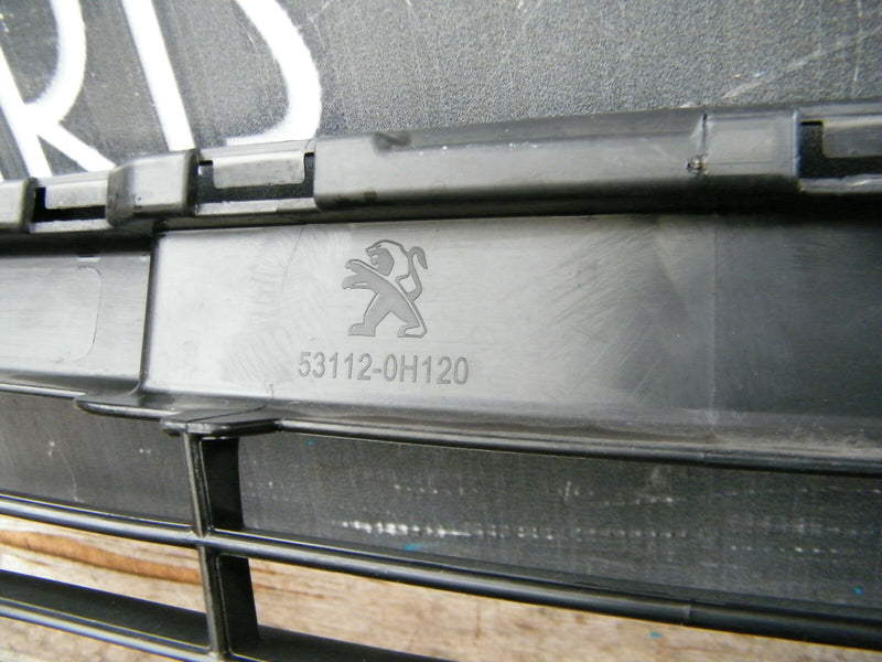 PEUGEOT 108 LOWER CENTRE RADIATOR GRILL GENUINE FRONT BUMPER GRILLE (4458)