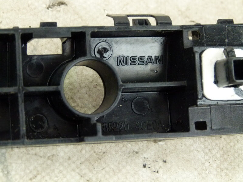 NISSAN X-TRAIL 2014-2017 REAR BUMPER RIGHT BRACKET GENUINE 852204CE0A
